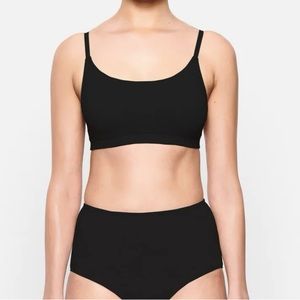 NWT SKIMS Black Cotton Bralette Sz Medium